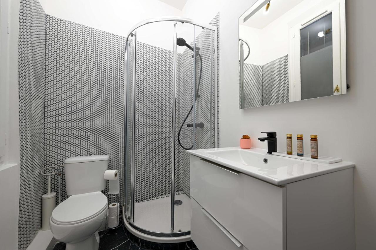 Modern Large Studio Apartment For 3 巴黎 外观 照片